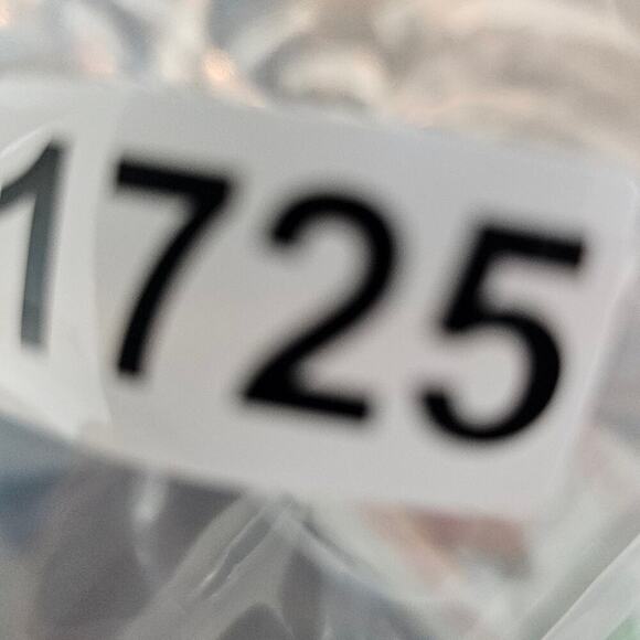 adult Disney Shirt Medium Glow in the Dark 2020 Mickey Mouse Goofy - Picture 8 of 8